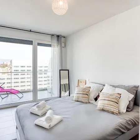شقة L17 Arenas 3 Balconies/parking, 5mins To The Sea