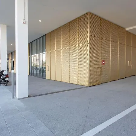 شقة L17 Arenas 3 Balconies/parking, 5mins To The Sea *