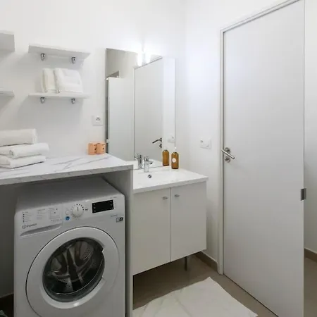 L17 Arenas 3 Balconies/parking, 5mins To The Sea Apartment Nice