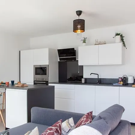 L17 Arenas 3 Balconies/parking, 5mins To The Sea نيس